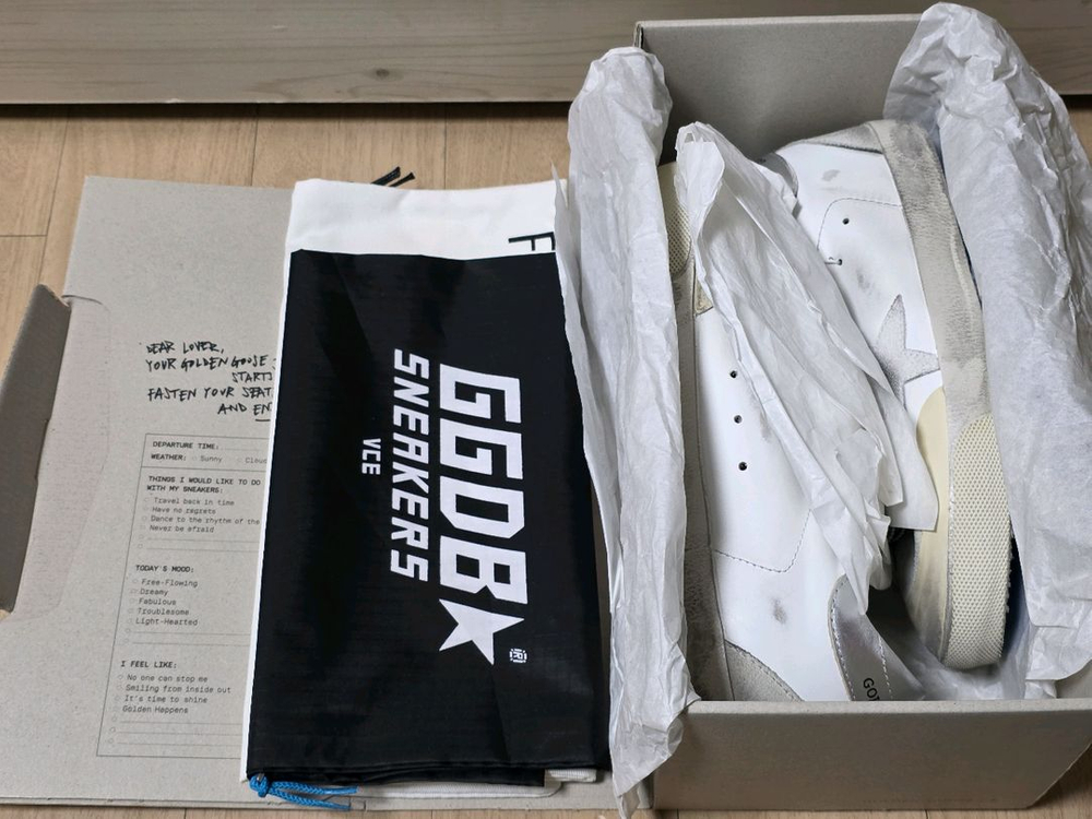 골든구스 슈퍼스타 36사이즈 새상품. 마지막 가격.--6