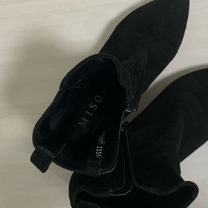 미소페 스웨이드 앵클부츠 235