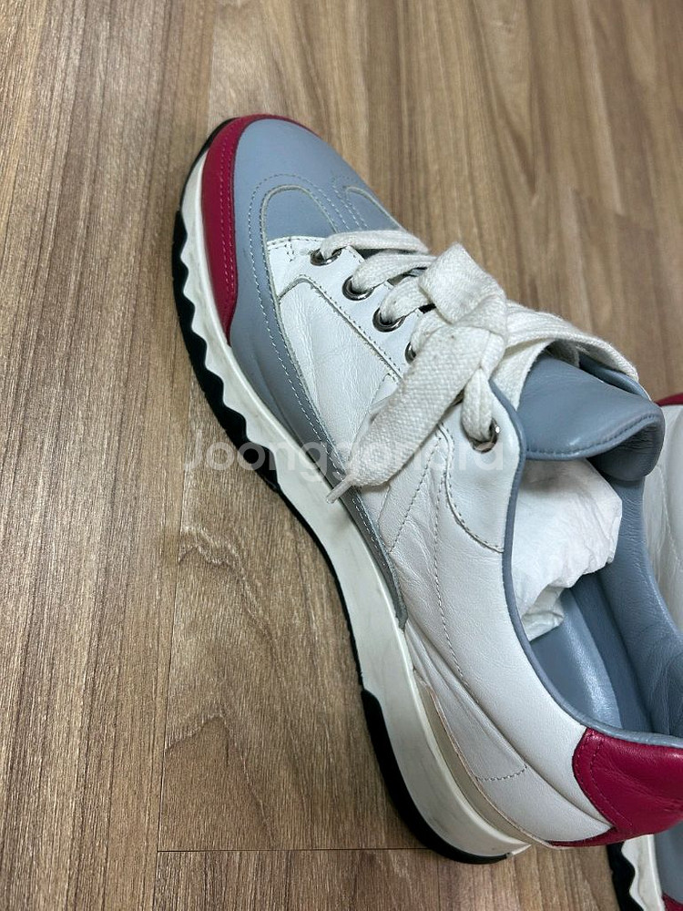 에르메스 트레일 여자 스니커즈 36.5 팝니다--3