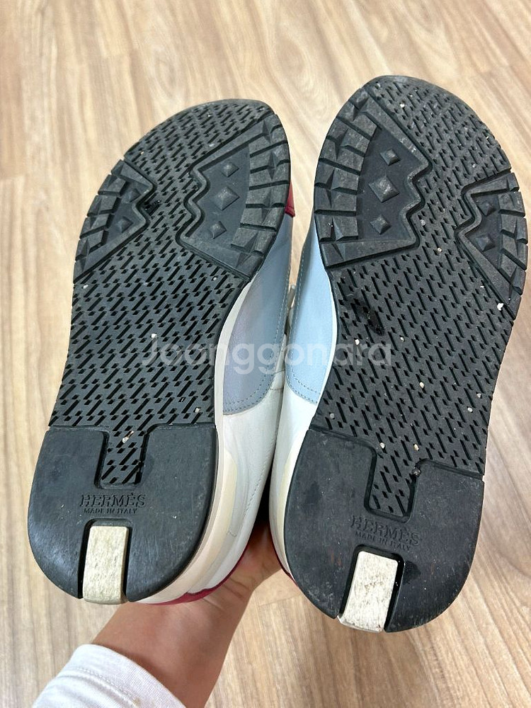 에르메스 트레일 여자 스니커즈 36.5 팝니다--7