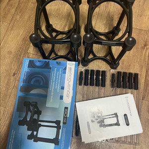 아이소어 어쿠스틱 모니터 스피커 방진 스탠드 받침대 IsoAcoustic iso-155