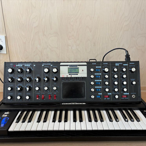 [무그] Moog Voyager 50주년 아날로그 신디사이저