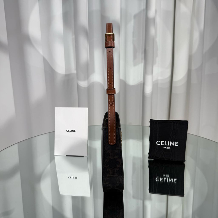 [24년8월구매]셀린느 트리오페 틸리백 숄더백--5