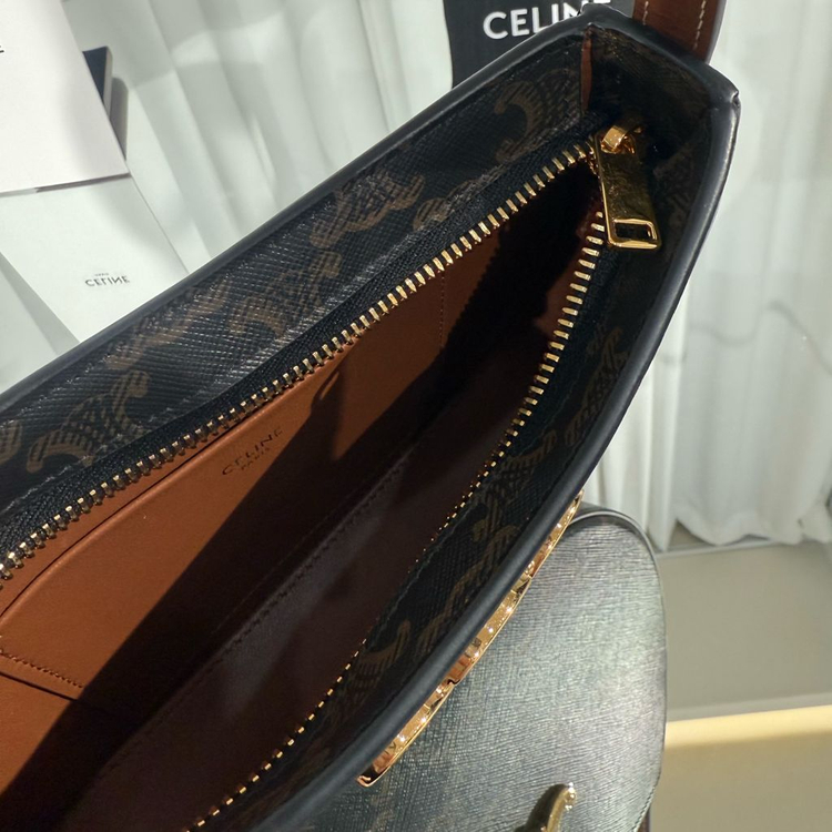 [24년8월구매]셀린느 트리오페 틸리백 숄더백--8