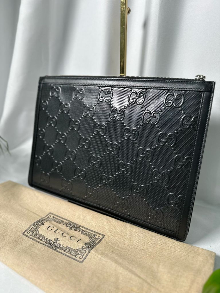 [정품]구찌 GG 엠보스 레더 파우치 클러치--1