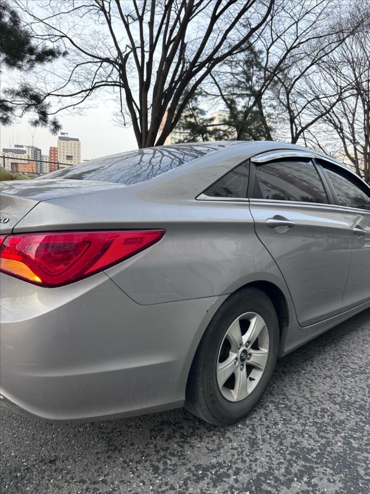 2011 YF소나타 LPI 수동--6