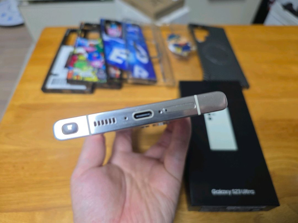 갤럭시 s23 울트라 512GB 크림 자급제 이미지