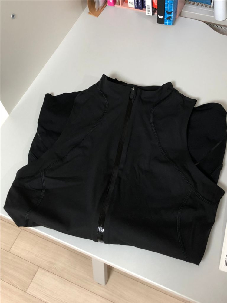 룰루레몬 바디수트 러닝수트 3인치--1