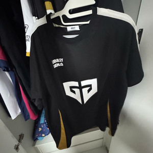 젠지 유니폼 판매합니다