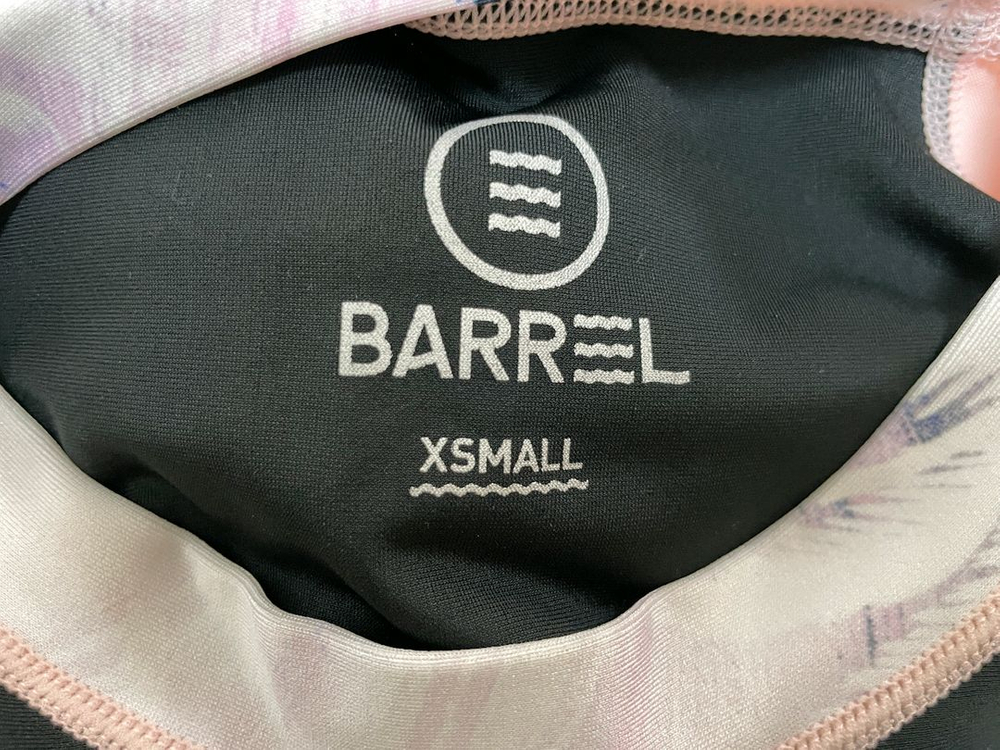 배럴 여성 래쉬가드 XS--2