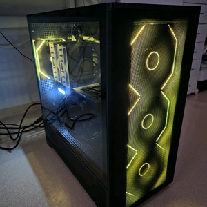 RTX 5080 + 5800X3D 조합 하이엔드 게이밍 PC 판매합니다