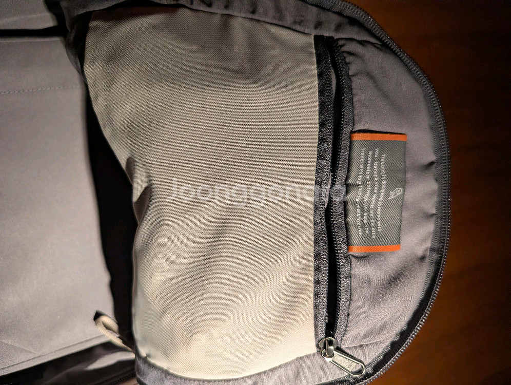 벨로이 클래식 백팩 컴팩트 노트북 가방 16L 솔트부시--8