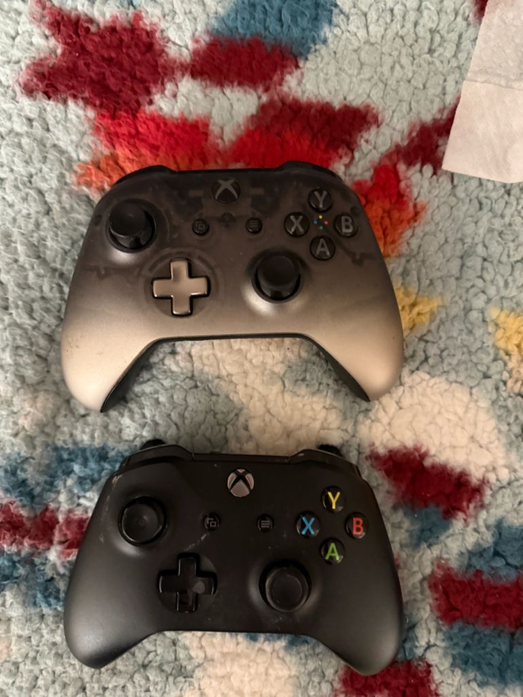 XBOX ONE X 1TB 이미지