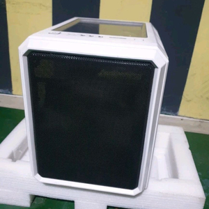 디파이 B40 미니 PC 케이스 화이트 중고