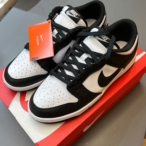 나이키 덩크 로우 레트로 블랙 범고래 275 사이즈 새제품 Nike DD1391-100 스니커즈 운동화 이미지