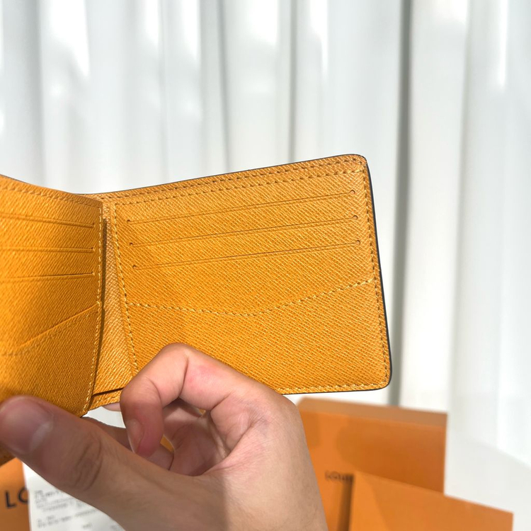 [미사용/신품,9/19구매]루이비통 블루 스트라이트 슬렌더 월렛 반지갑--4