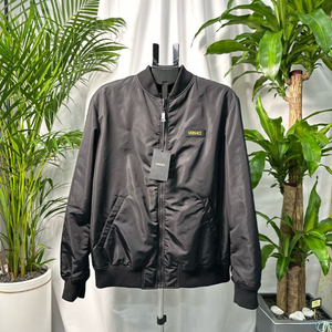 [새상품급,52사이즈]베르사체 로고 백자수 봄버 자켓