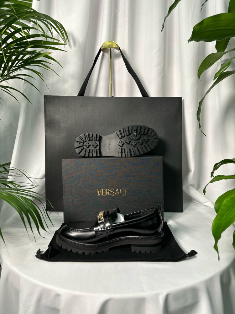 [새상품급,42사이즈]베르사체 메두사 로퍼 신발 신상--2