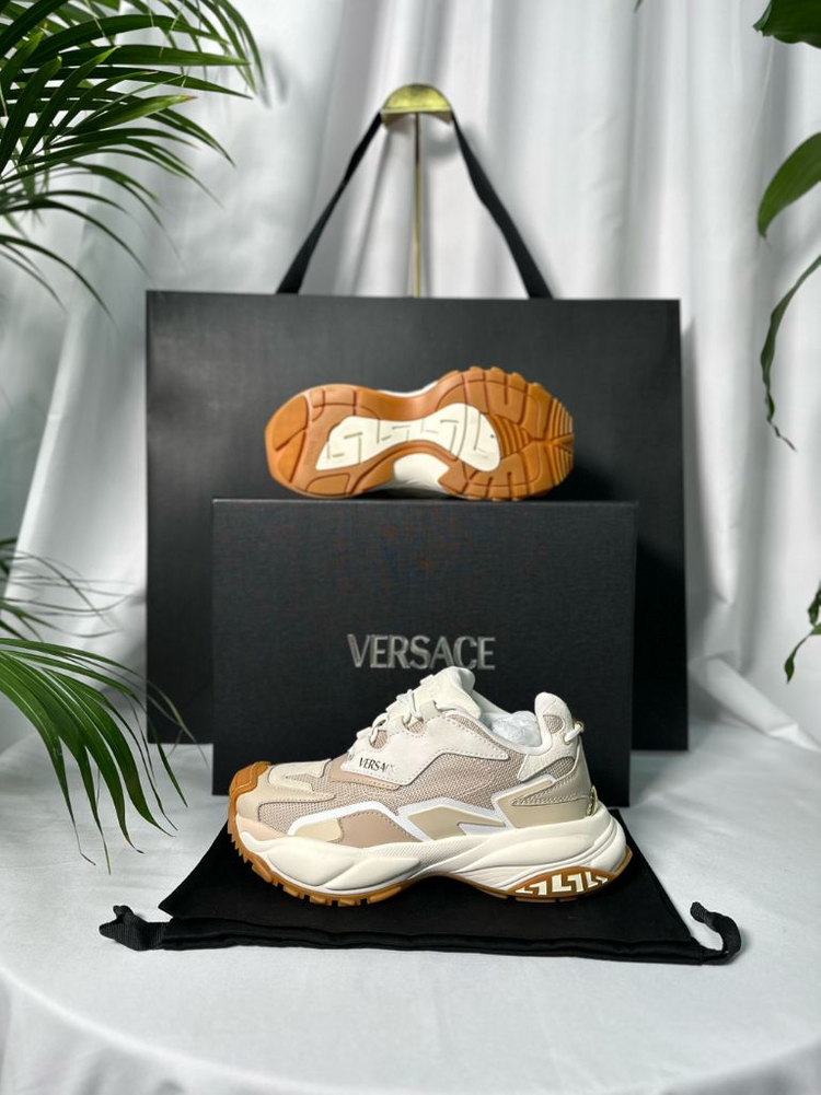 [새상품급,36사이즈]베르사체 트리그레카 스니커즈 베이지--2