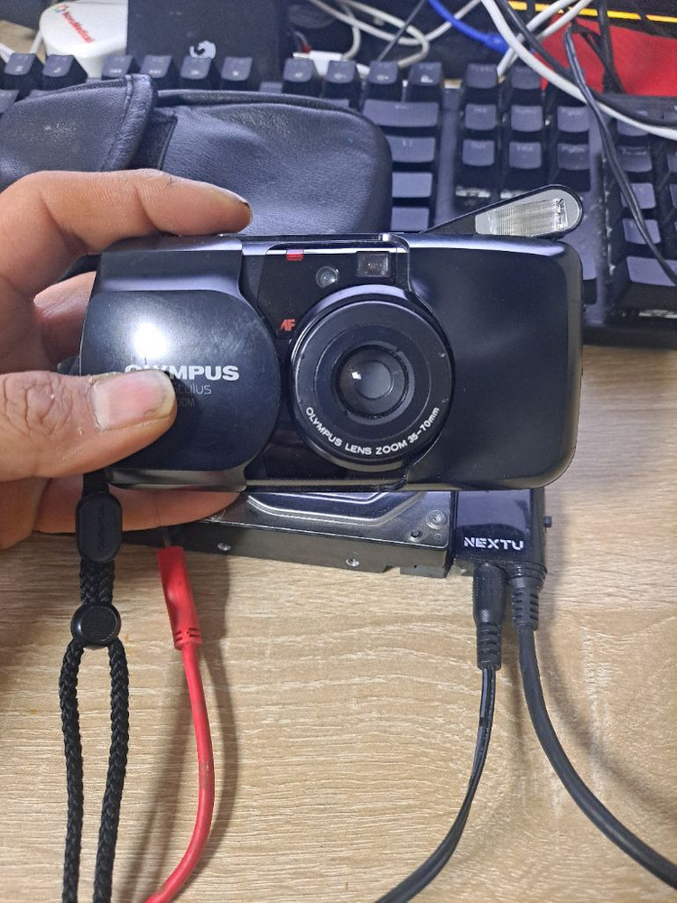 올림푸스 스타일러스 줌 필름 카메라 필카 자동필카 오토 카메라 이미지