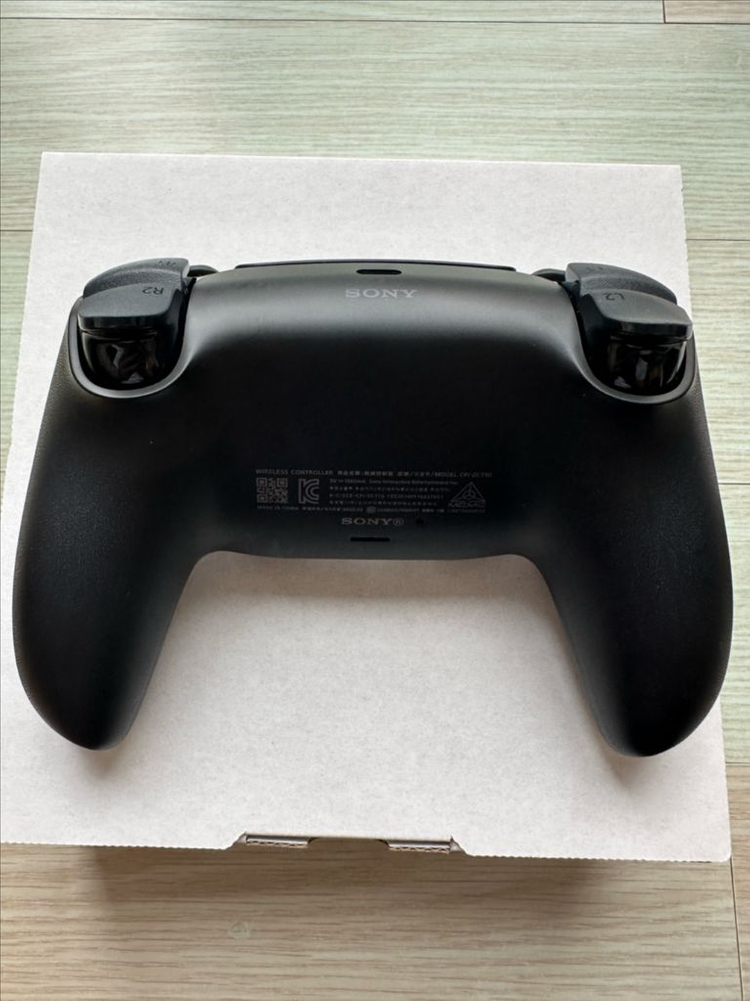 ps5 듀얼센스 블랙,충전거치대 팝니다~~~~~--2