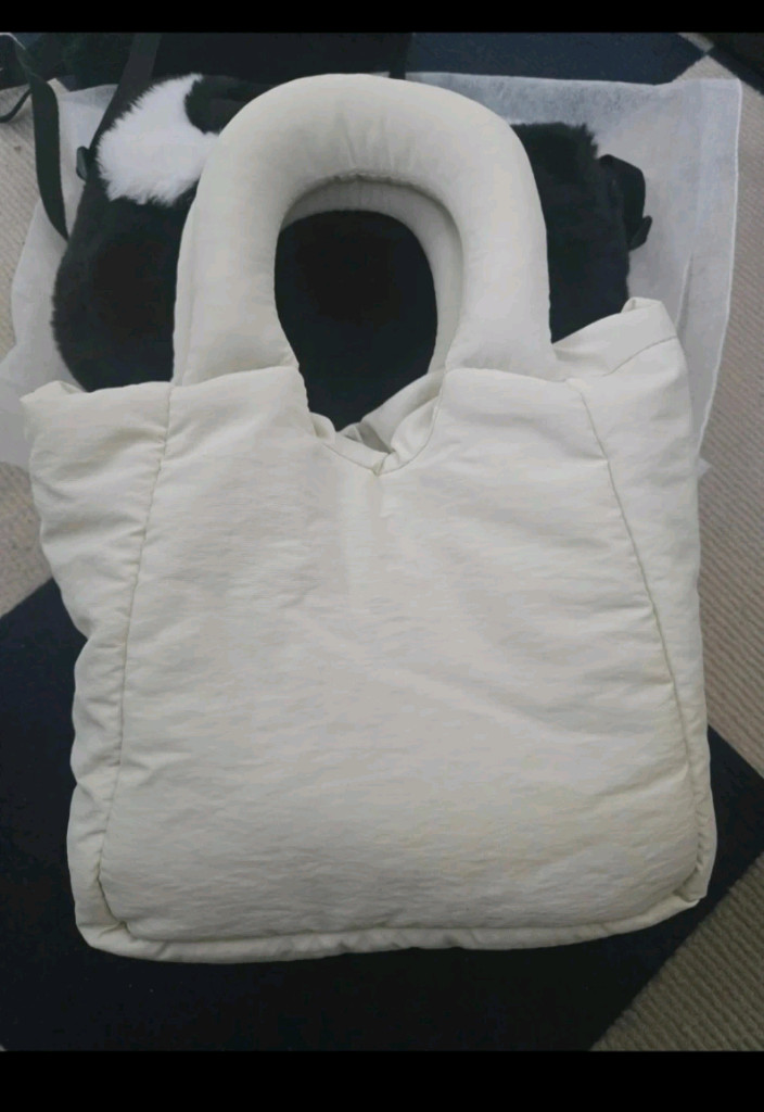 나이키 푸츄라 퍼 크로스백, 아이더 패딩백--4