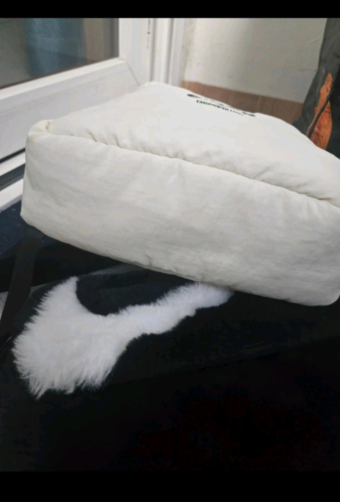 나이키 푸츄라 퍼 크로스백, 아이더 패딩백--5