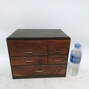 옛날 받지고리함. 바느질함- 고가구. 민속품. 근대사. 골동품