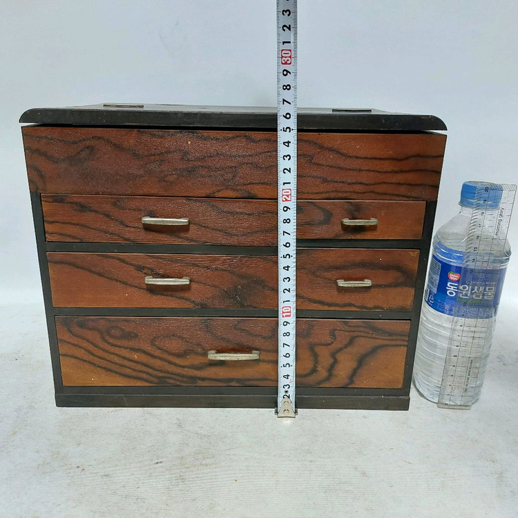 옛날 받지고리함. 바느질함- 고가구. 민속품. 근대사. 골동품--9