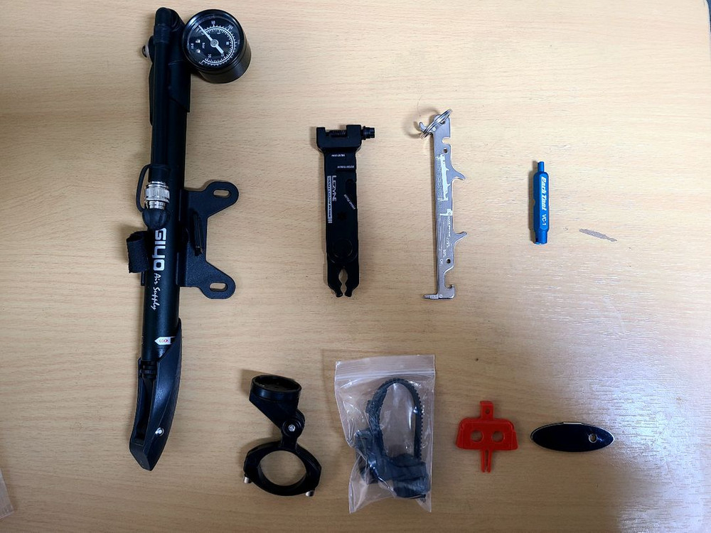 mtb 에어샥 펌프.리자인 체인플리이어.체인게이지.밸브코어툴. 자전 악세사리 <고급형제품>--6