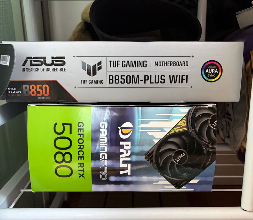 9800 x3d rtx 5080 850 등 초고사양 게이밍 컴퓨터 이미지