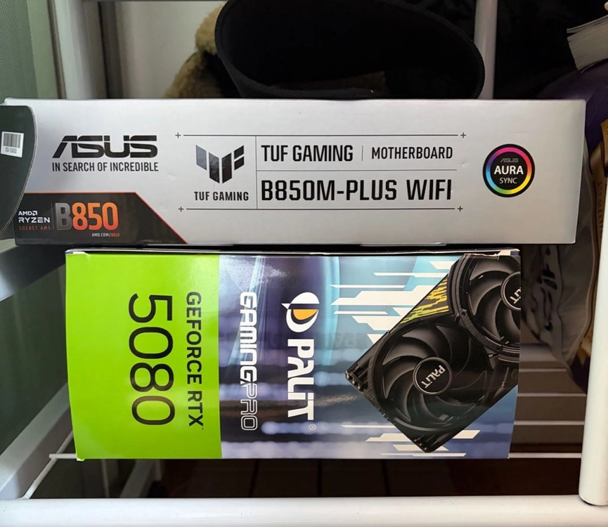 9800 x3d rtx 5080 850 등 초고사양 게이밍 컴퓨터 이미지