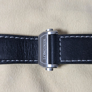 론진 스피릿 네이비 21mm 시계줄 스트랩