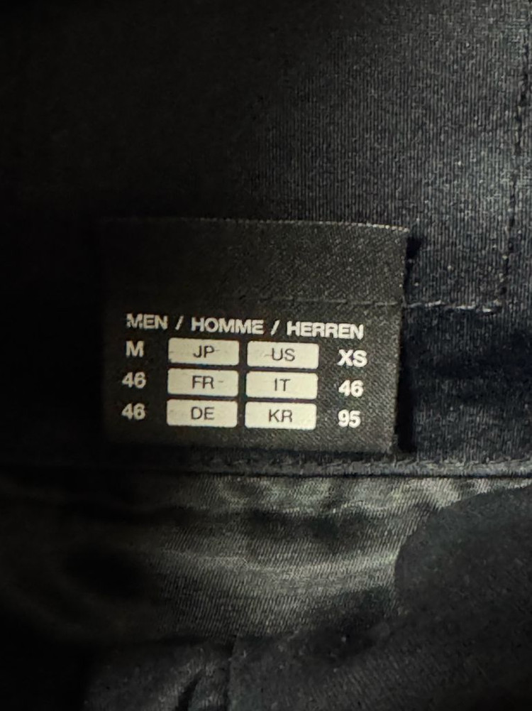 데상트 아우디 스위스 레플리카 패딩 이미지