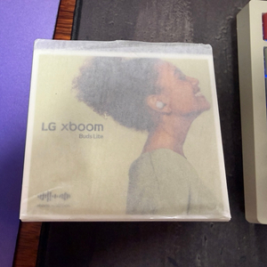 LG 엑스붐 버즈 라이트 xboom Buds lite 블루투스 이어폰 판매합니다.