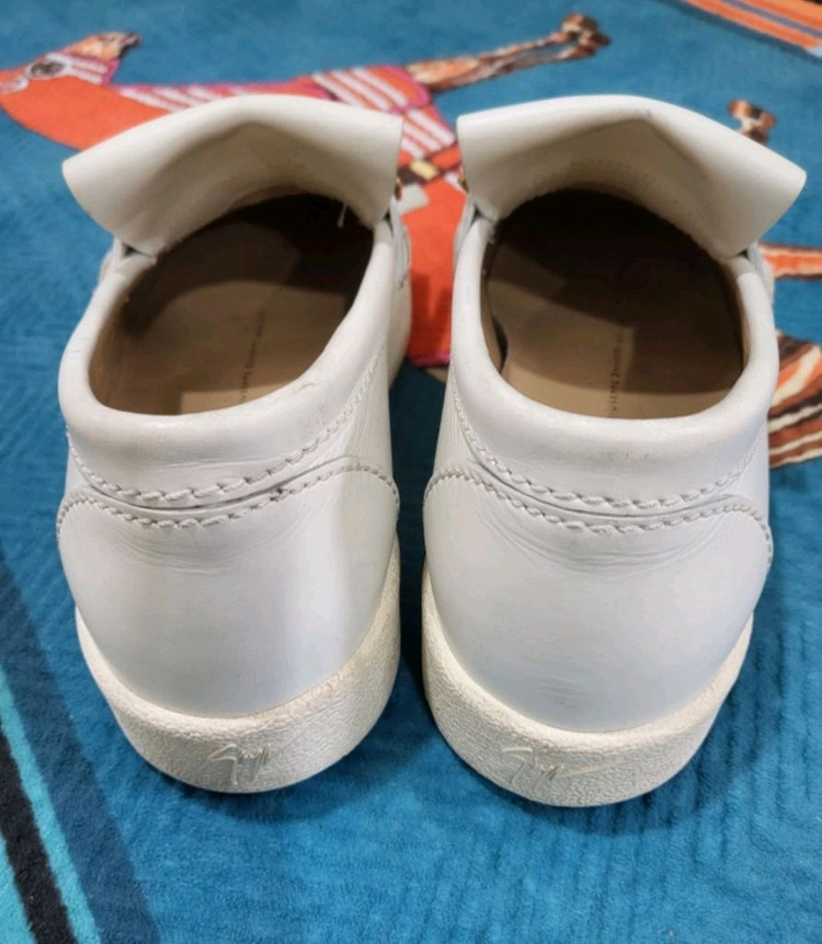 정품 쥬세페자노티 화이트 가죽 스니커즈 225mm 이미지