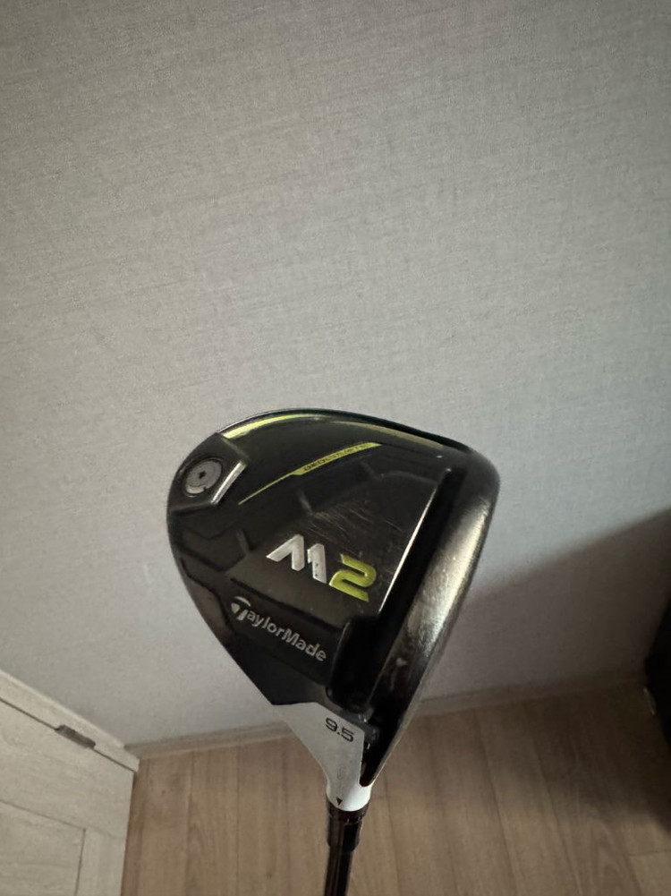 테일러메이드 m2 드라이버 9.5 이미지