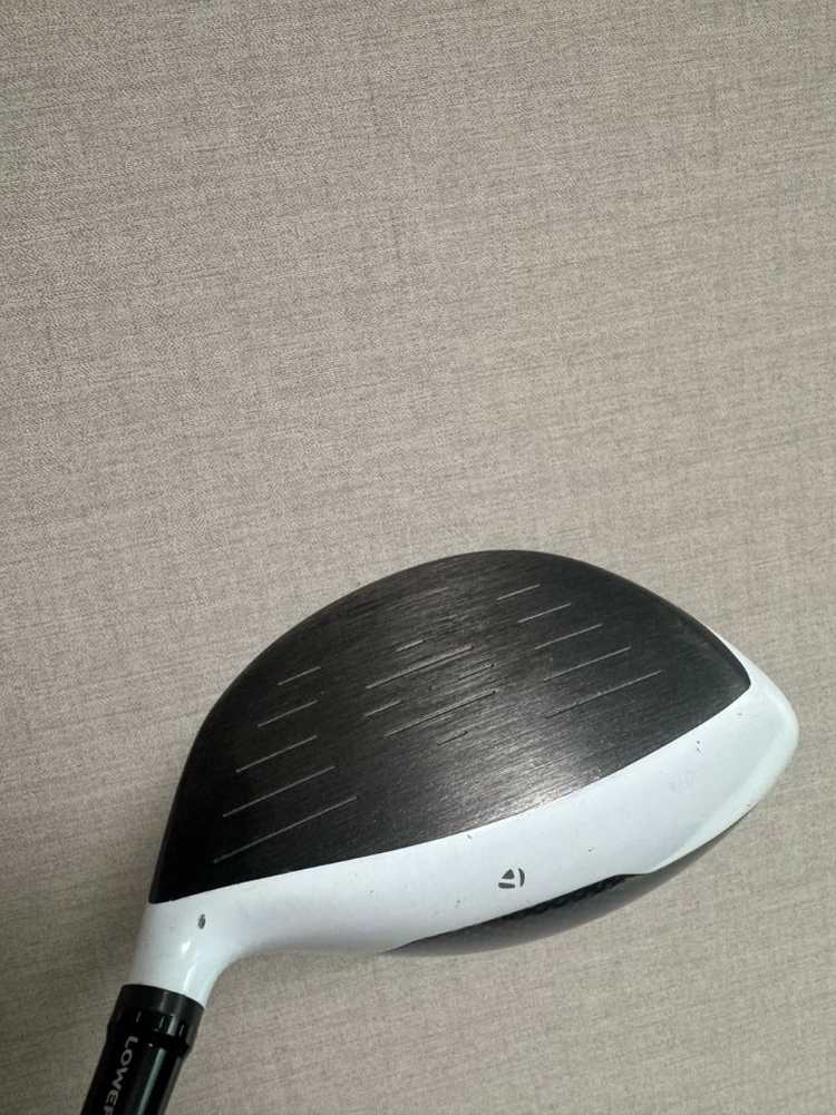 테일러메이드 m2 드라이버 9.5 이미지