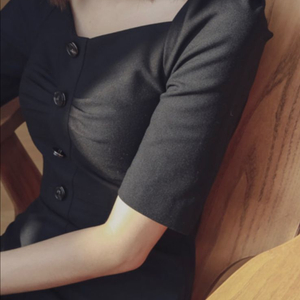 더실루엣 아델 버튼 드레스 원피스 (시에 sie)