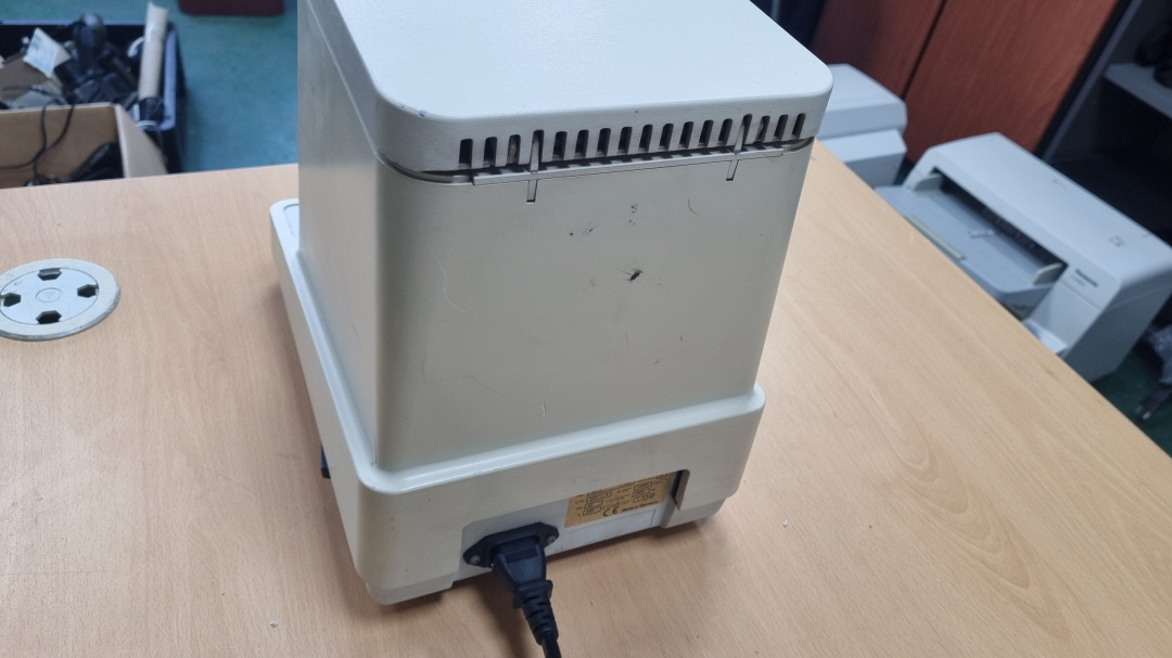 eppendorf Centrifuge 5415C 원심분리기 독일제 최대 14,000rpm 지원--3