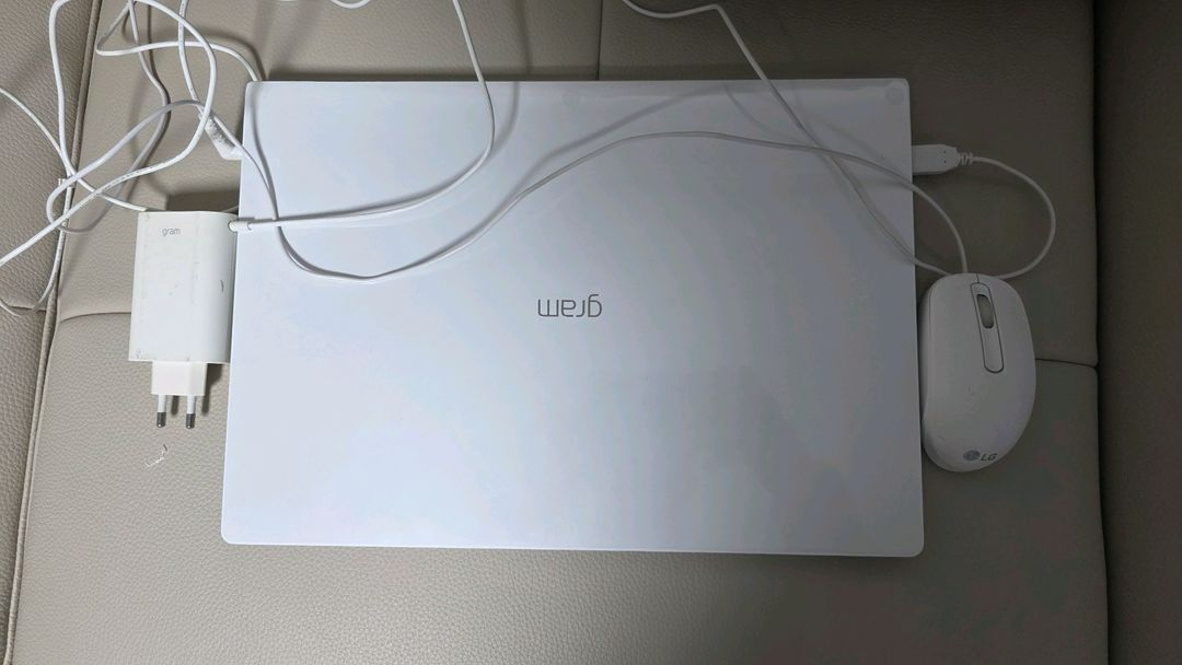 LG전자 그램17 노트북--7