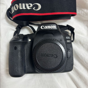 [설명필독] 캐논 DSLR 80D + 배터리 1 + 충전기 1