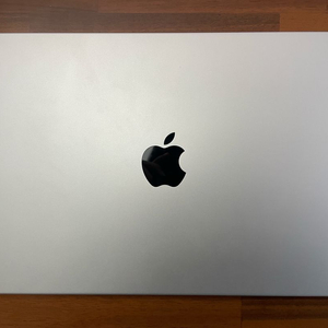 MacBook M3 Max 14인치 실버