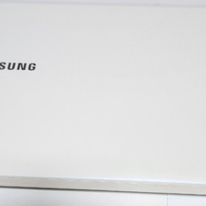 삼성노트북 NT500R3M-K54S I5-7200U 화이트14인치