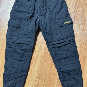 볼디스트 [P2] 세로퀼팅 패딩 조거팬츠 34사이즈