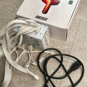 METALFISH SFX 600W 80PLUS 브론즈 풀모듈러 파워