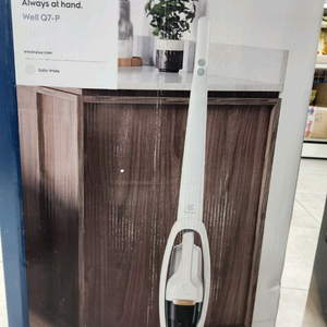 일렉트로룩스 Well Q7-P 무선청소기 Satin White 색상