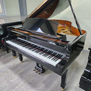 영창그랜드피아노 N-185BP 이미지