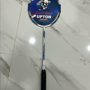 업톤 배드민턴 라켓 새상품