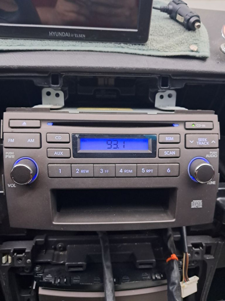 NF소나타 트랜스폼.순정오디오 1CD AUX 자출력2--0